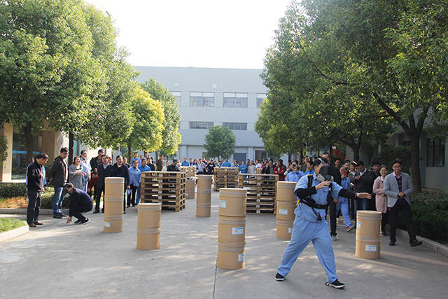 尊龙游戏app下载