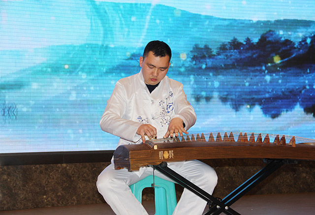 尊龙游戏app下载