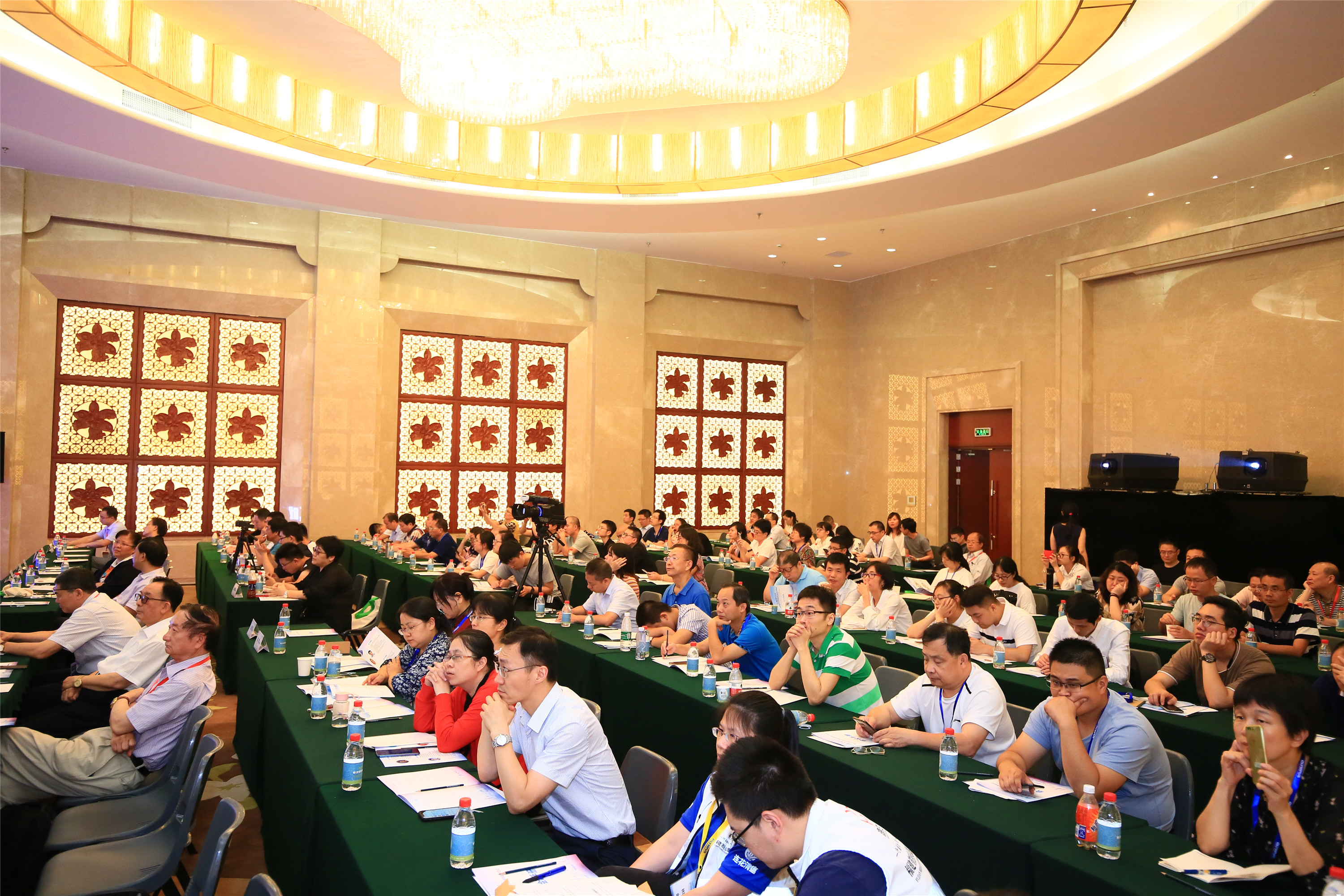 尊龙游戏app下载