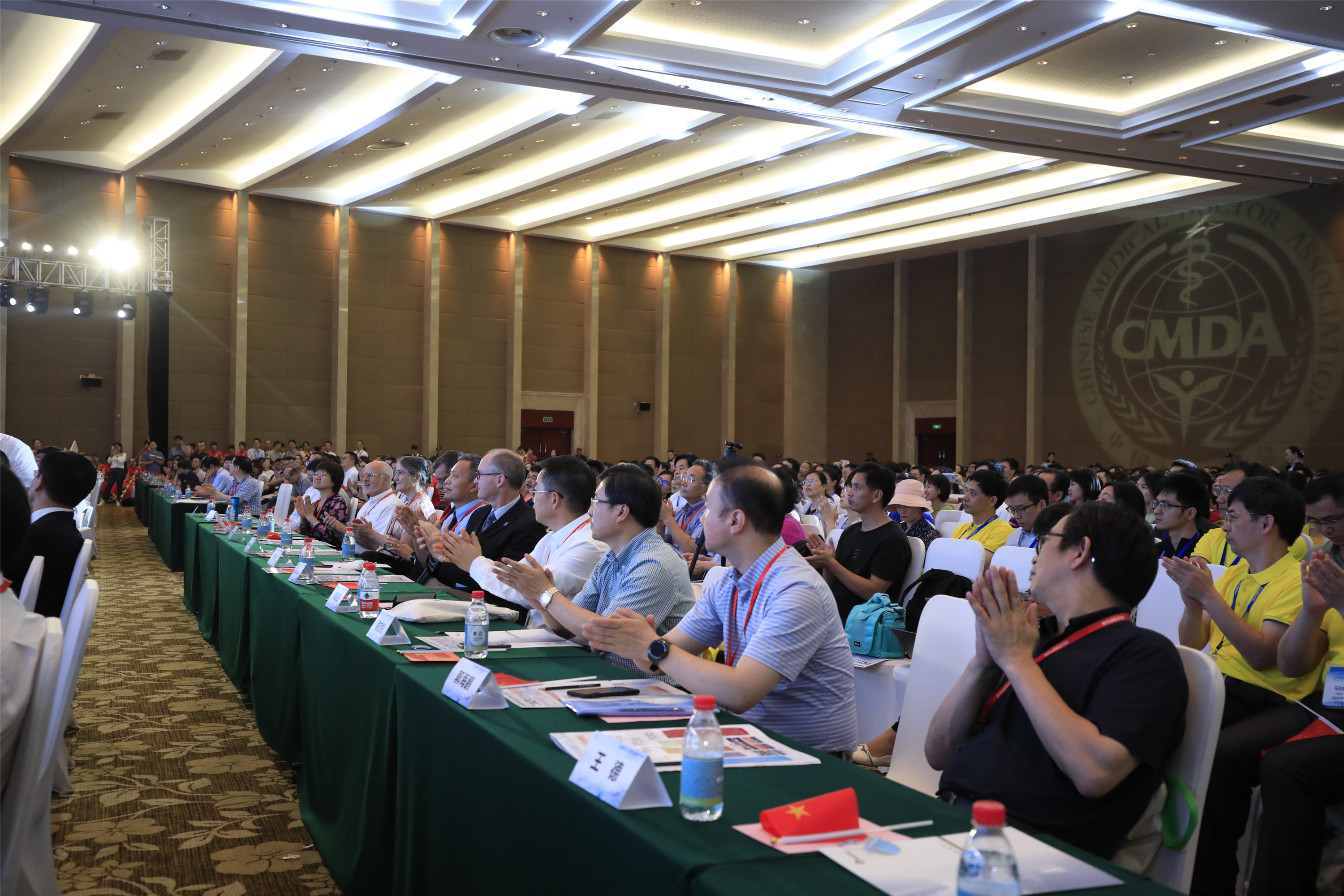 尊龙游戏app下载