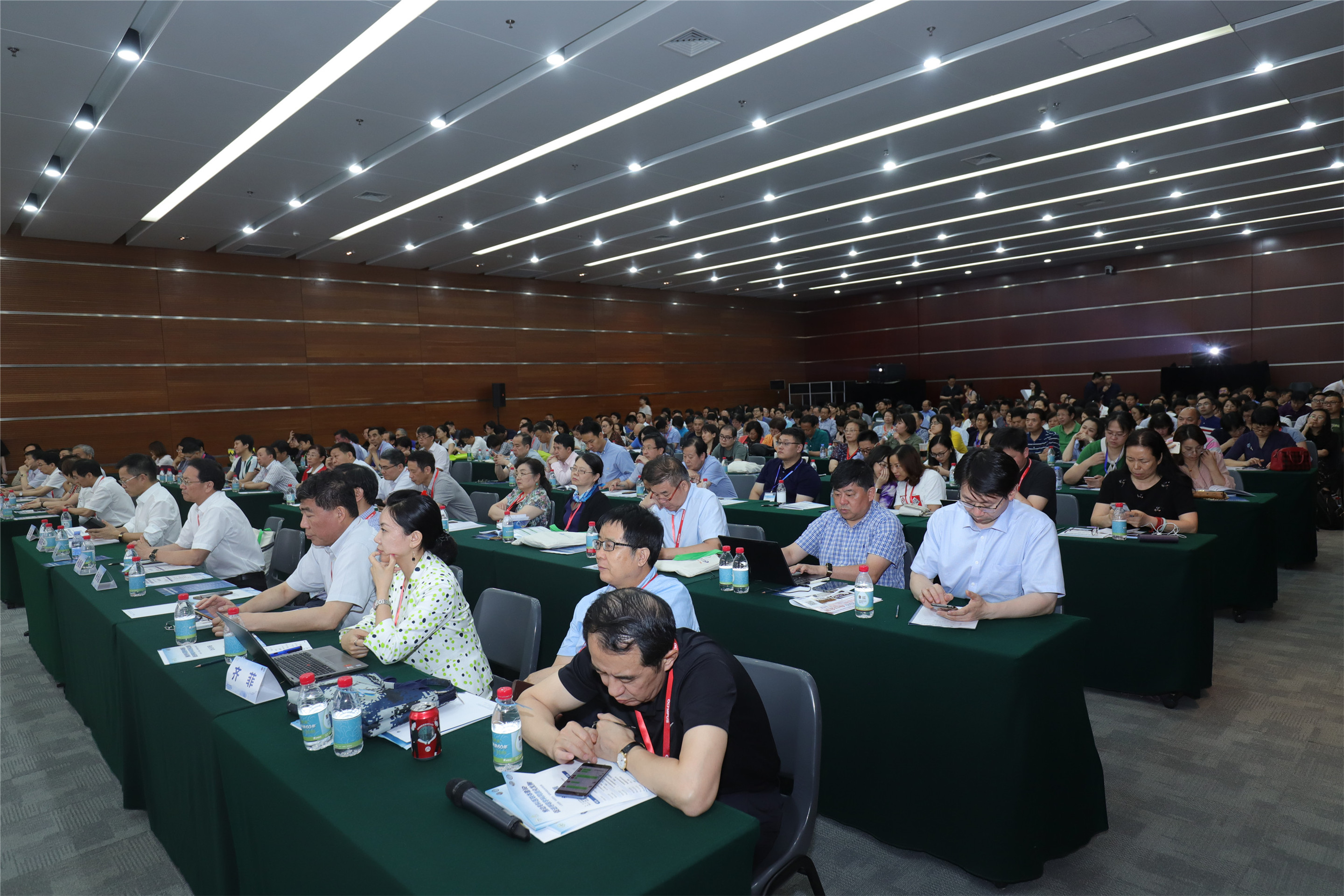 尊龙游戏app下载