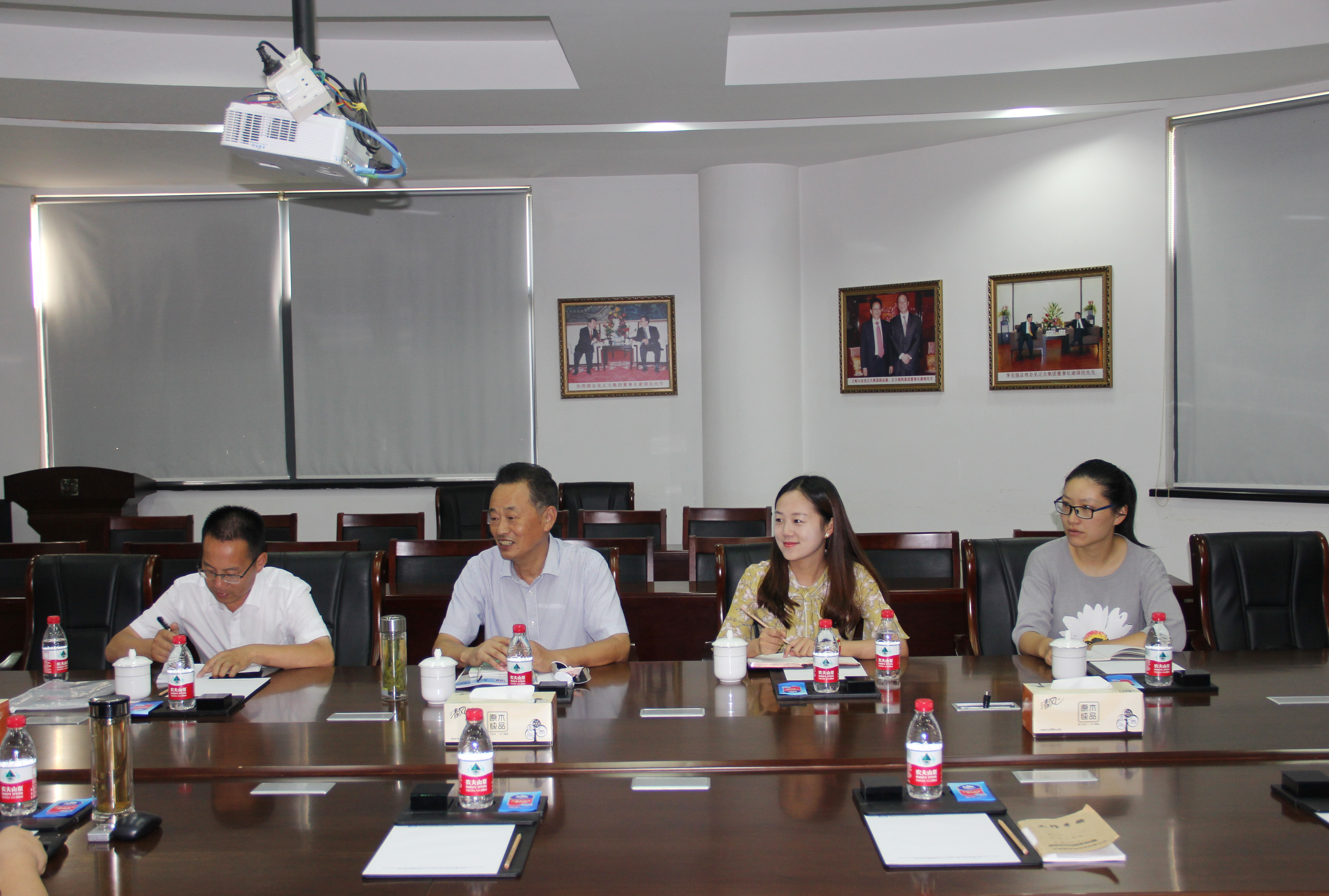 尊龙游戏app下载