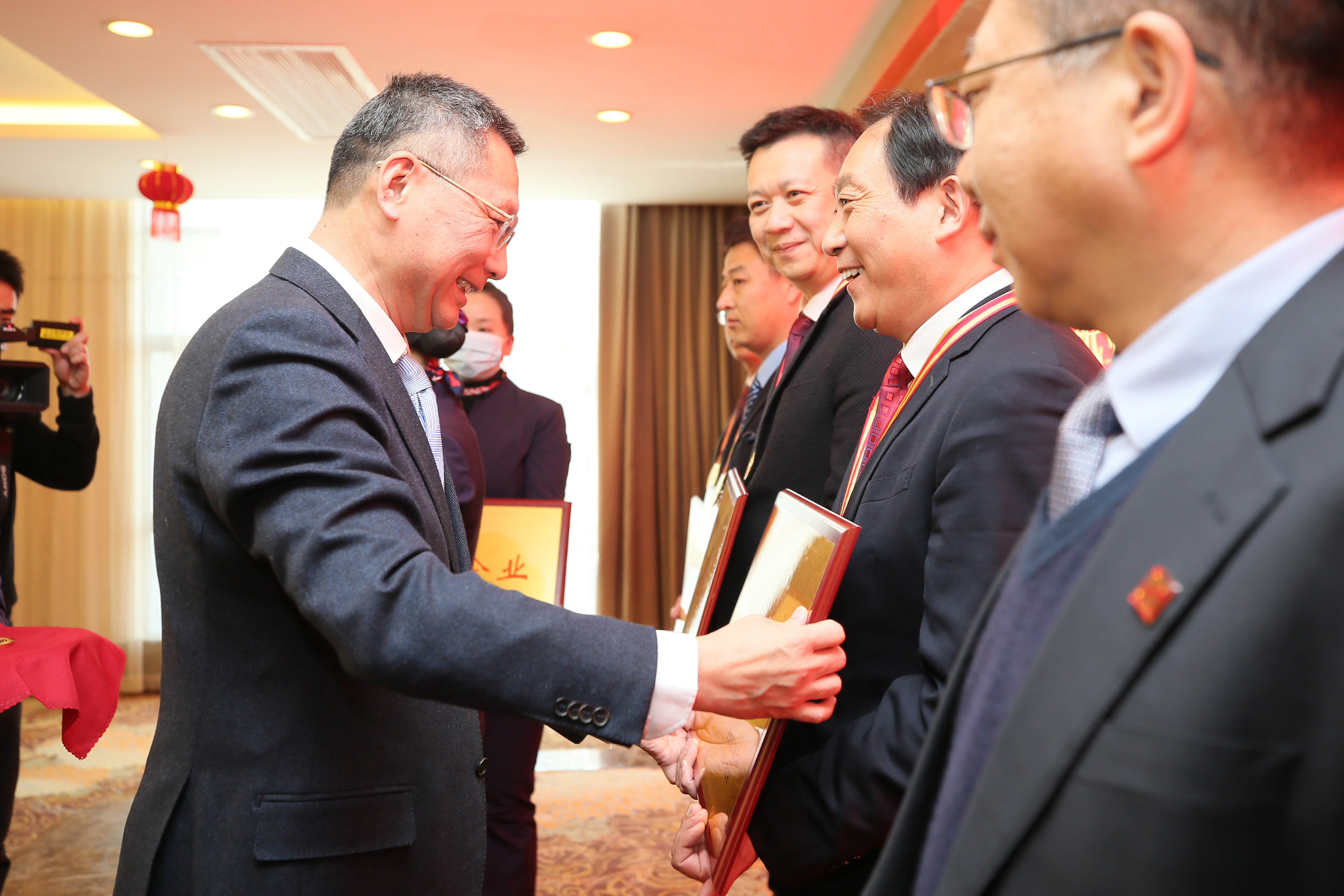 尊龙游戏app下载