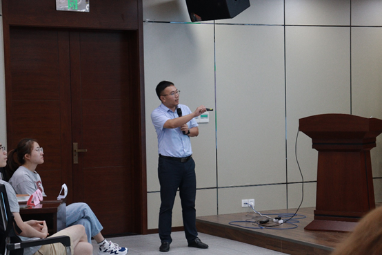 尊龙游戏app下载